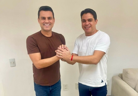 Junior Mano e Yury do Paredão reforçam alinhamento político no Ceará