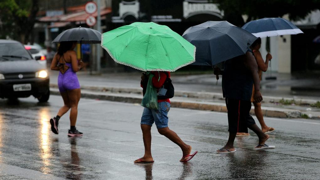 Funceme prevê chuvas no Ceará durante todo o fim de semana
