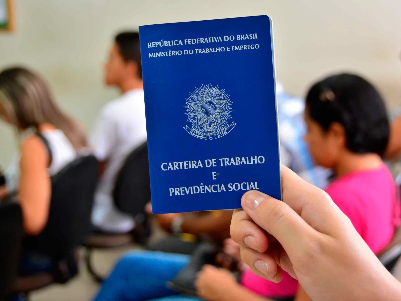 Feira de Empregos oferta mais de 200 vagas de trabalho