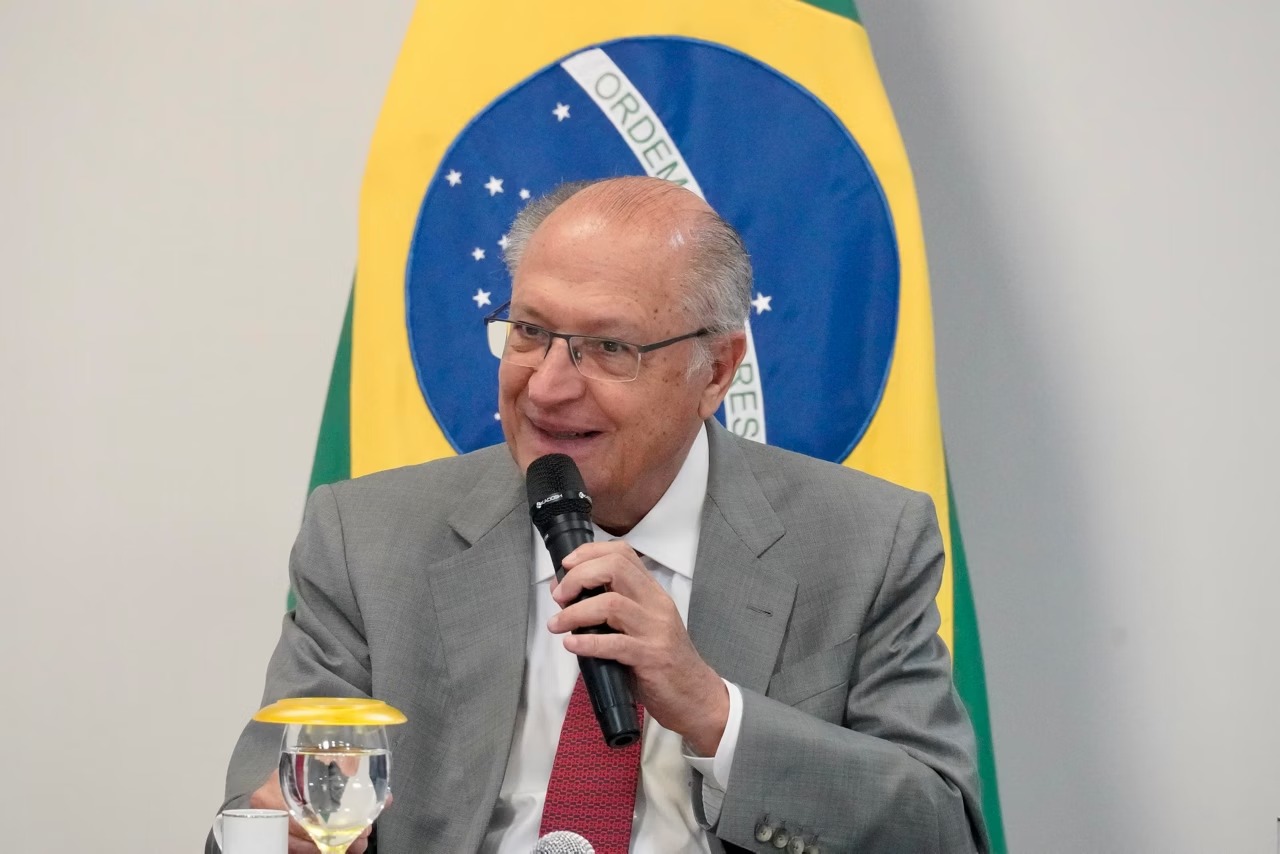 Alckmin deve representar Brasil na posse do papa Leão XIV