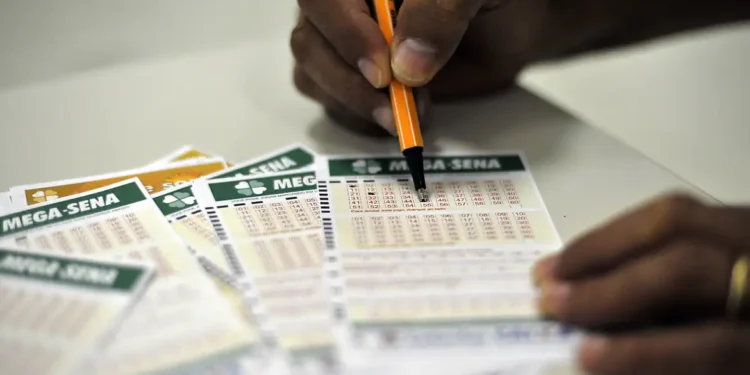 Mega-Sena acumula e prêmio vai a R$ 55 milhões