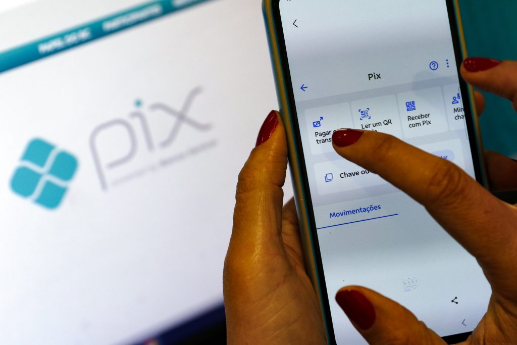 Pix lidera como principal meio de pagamento em 2024, diz Febraban