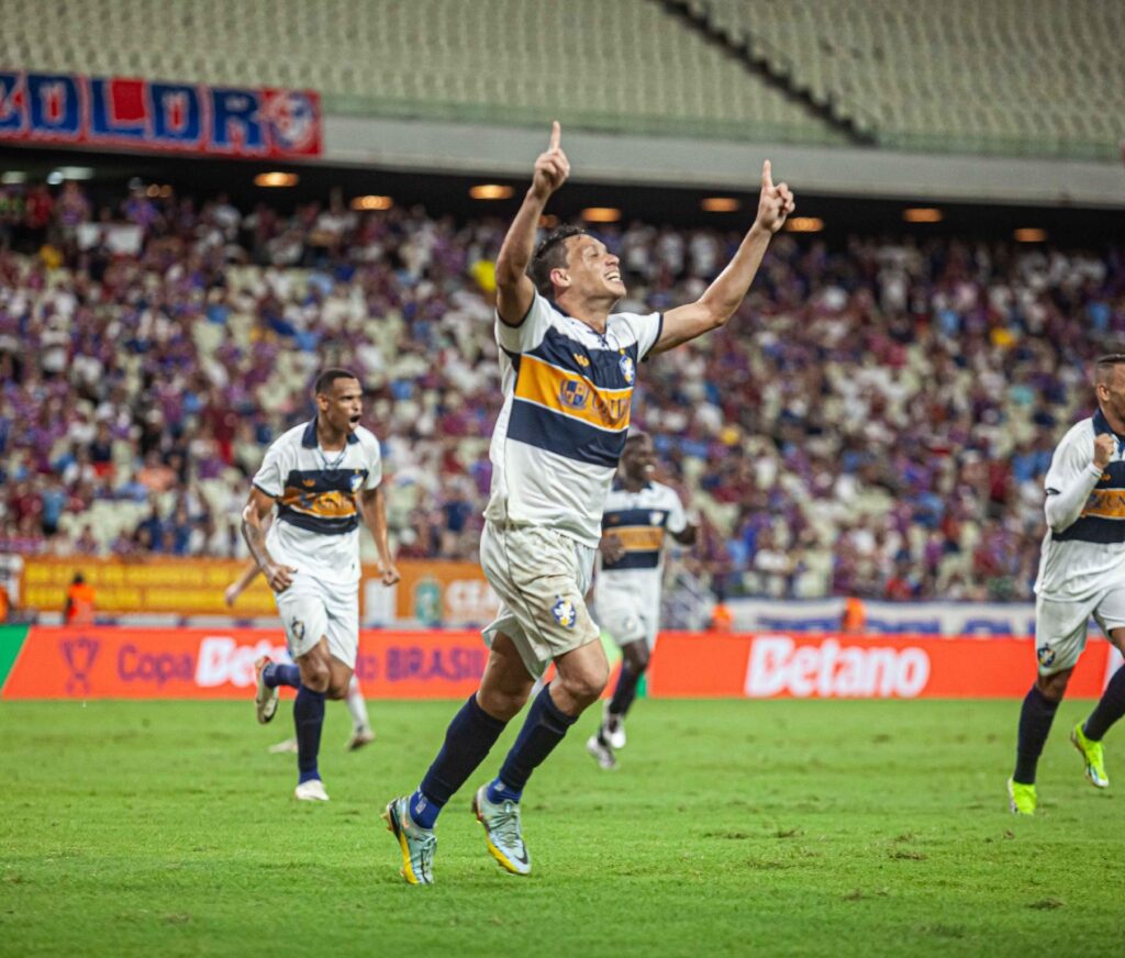 Retrô vence Fortaleza nos pênaltis e avança na Copa do Brasil - Portal ...