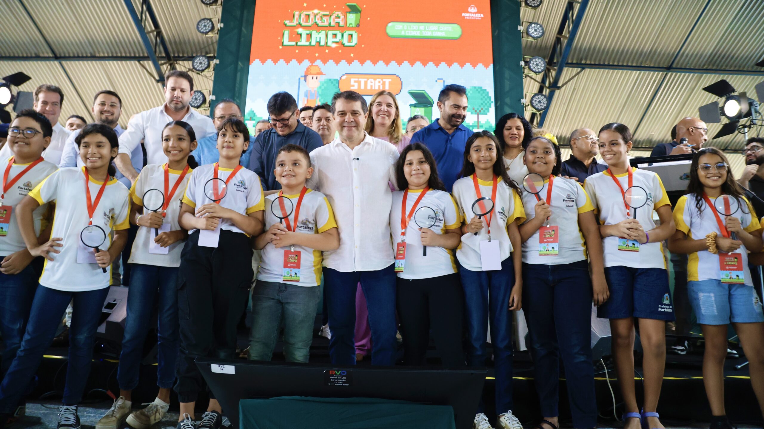 Evandro Leitão lança programa Joga Limpo