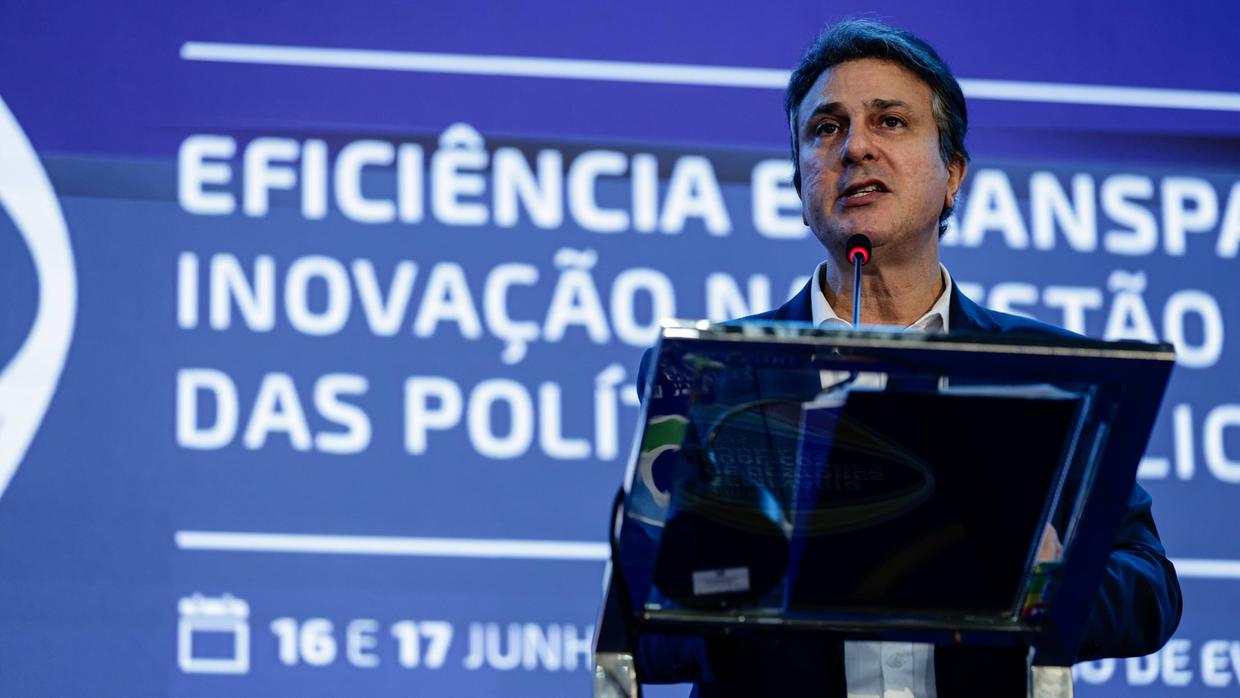 No Seminário dos Prefeitos Camilo destaca colaboração do Ceará na educação nacional