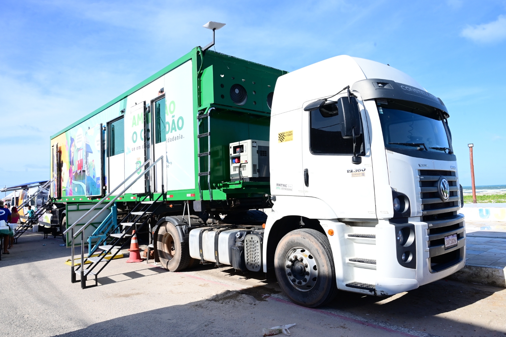 Caminhão do Cidadão oferta serviços em 4 municípios nesta semana