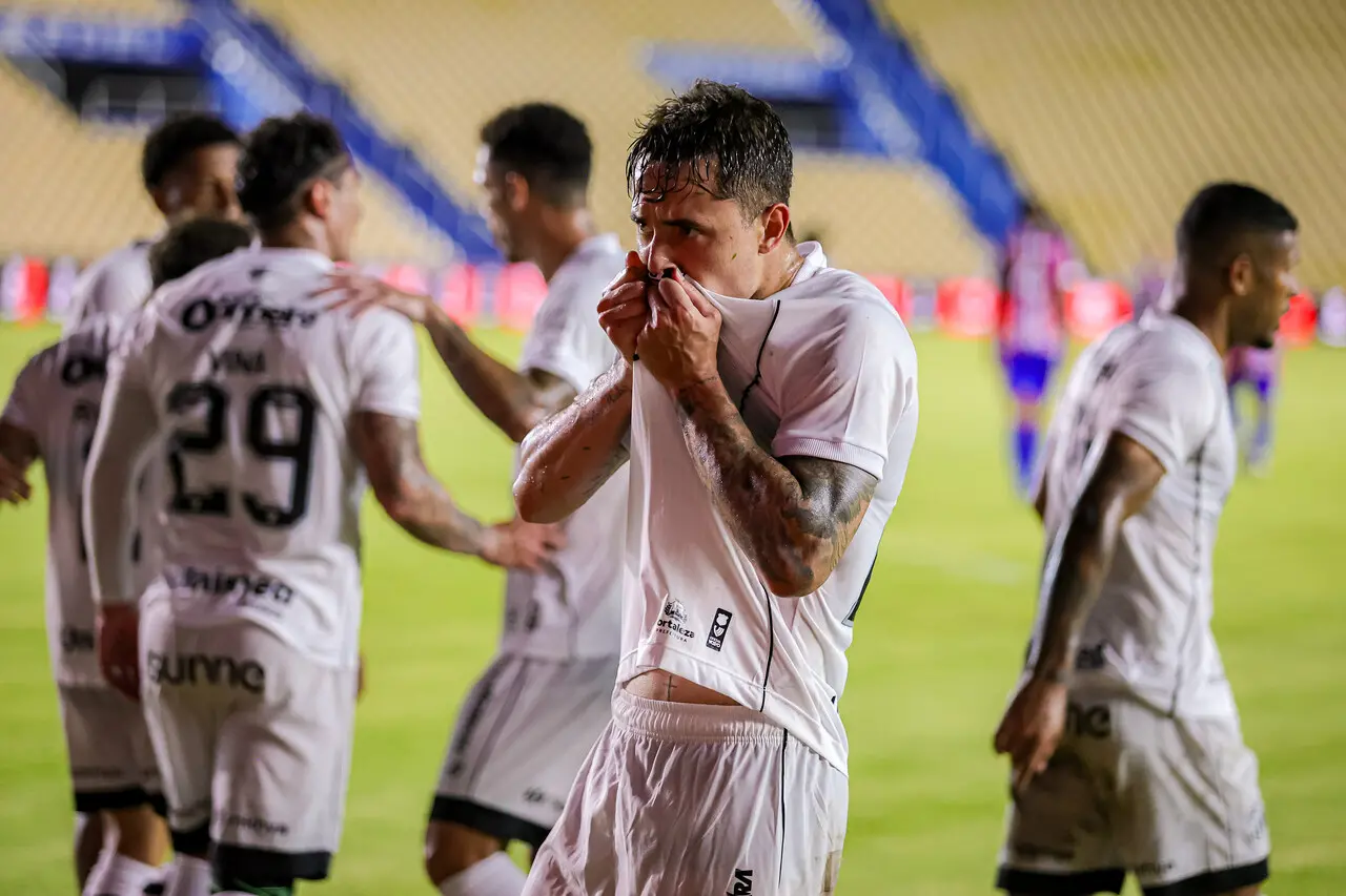 Ceará vence Maranhão e avança para a quarta fase da Copa do Brasil