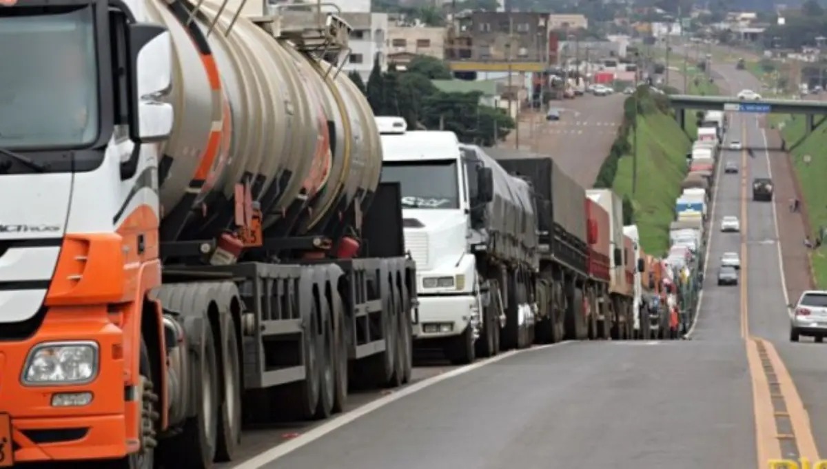 Governo federal prepara medidas para evitar greve dos caminhoneiros