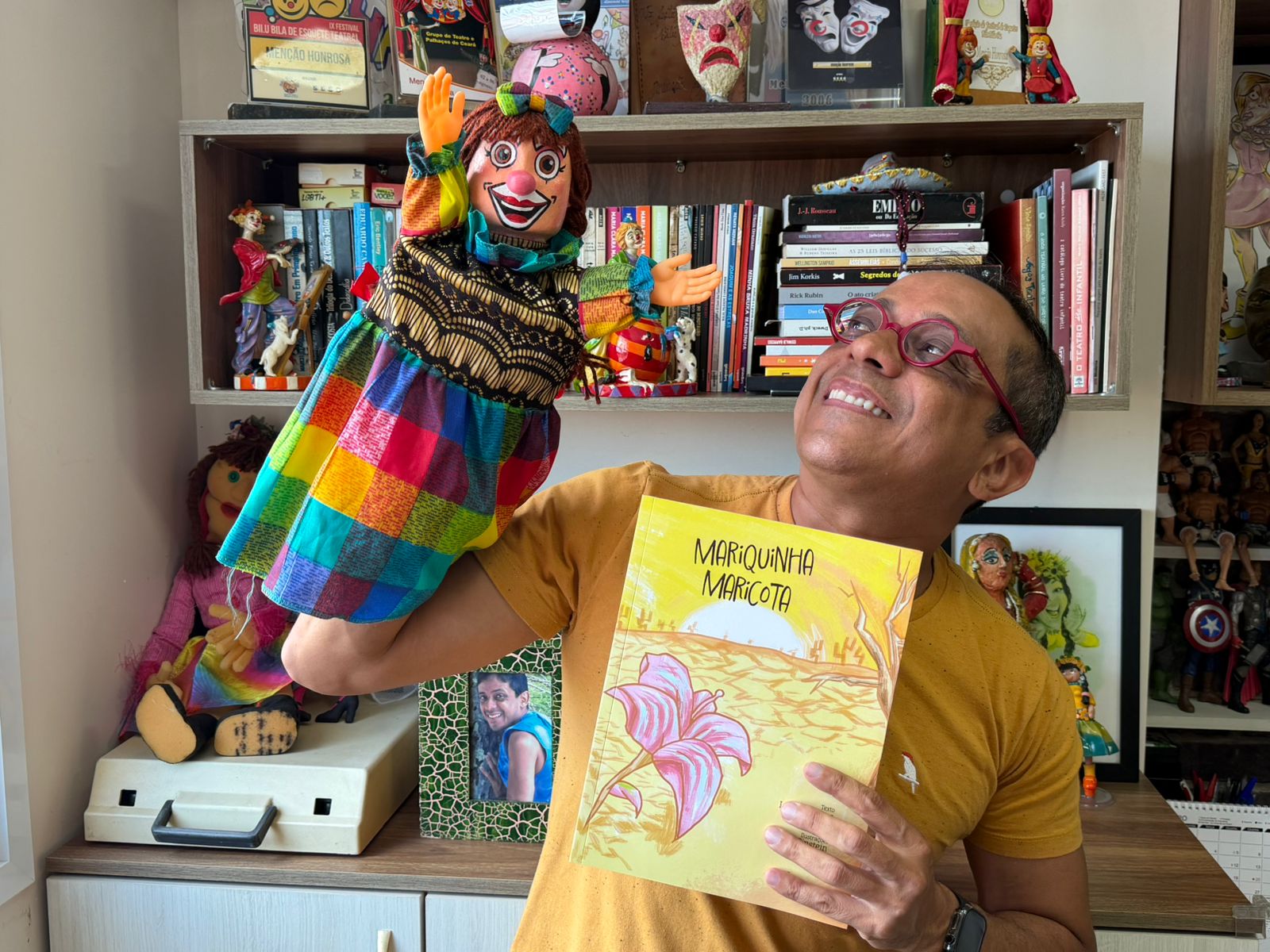 Bilu e Bila apresenta “Mariquinha Maricota” no Festival Abril com Bonecos 2026