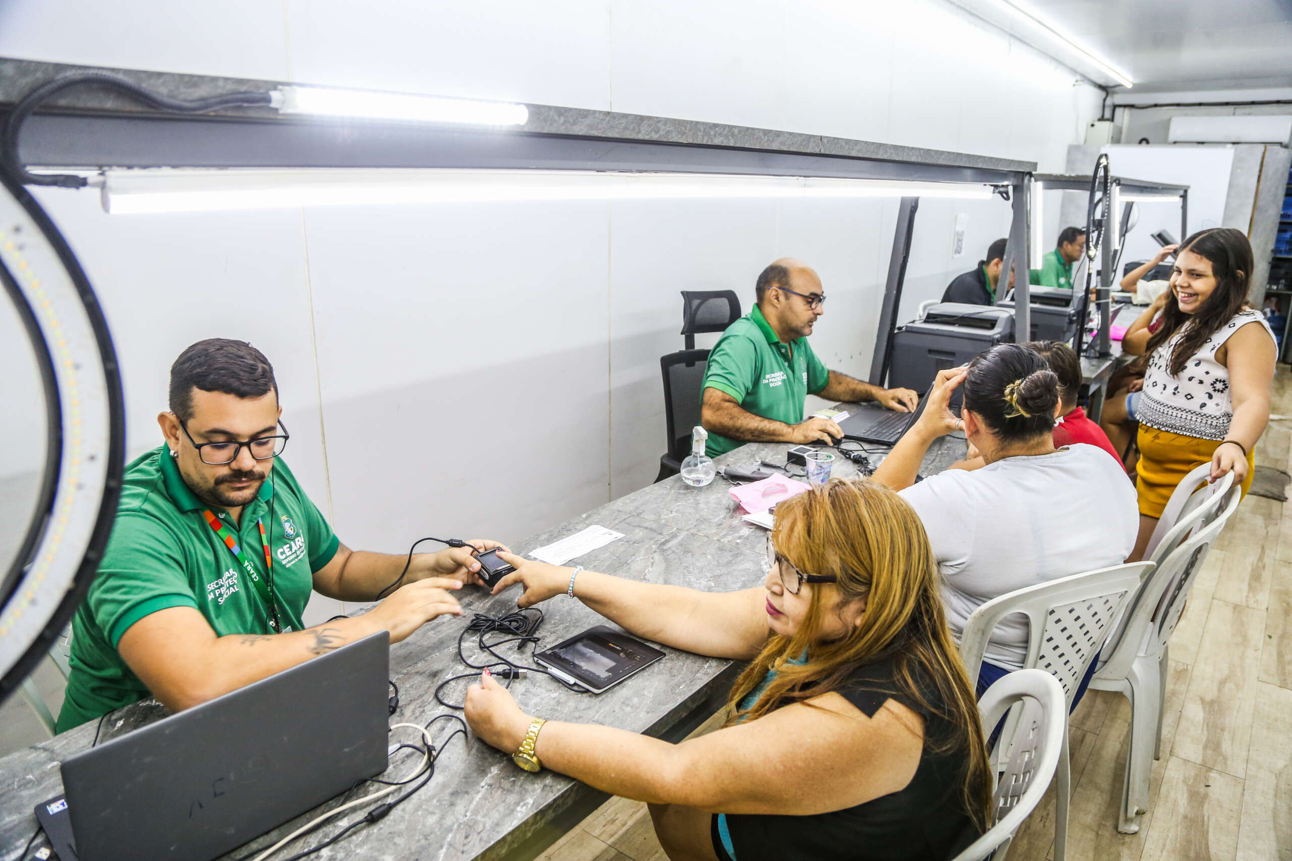 Caminhão do Cidadão leva emissão de documentos a 5 municípios nesta semana