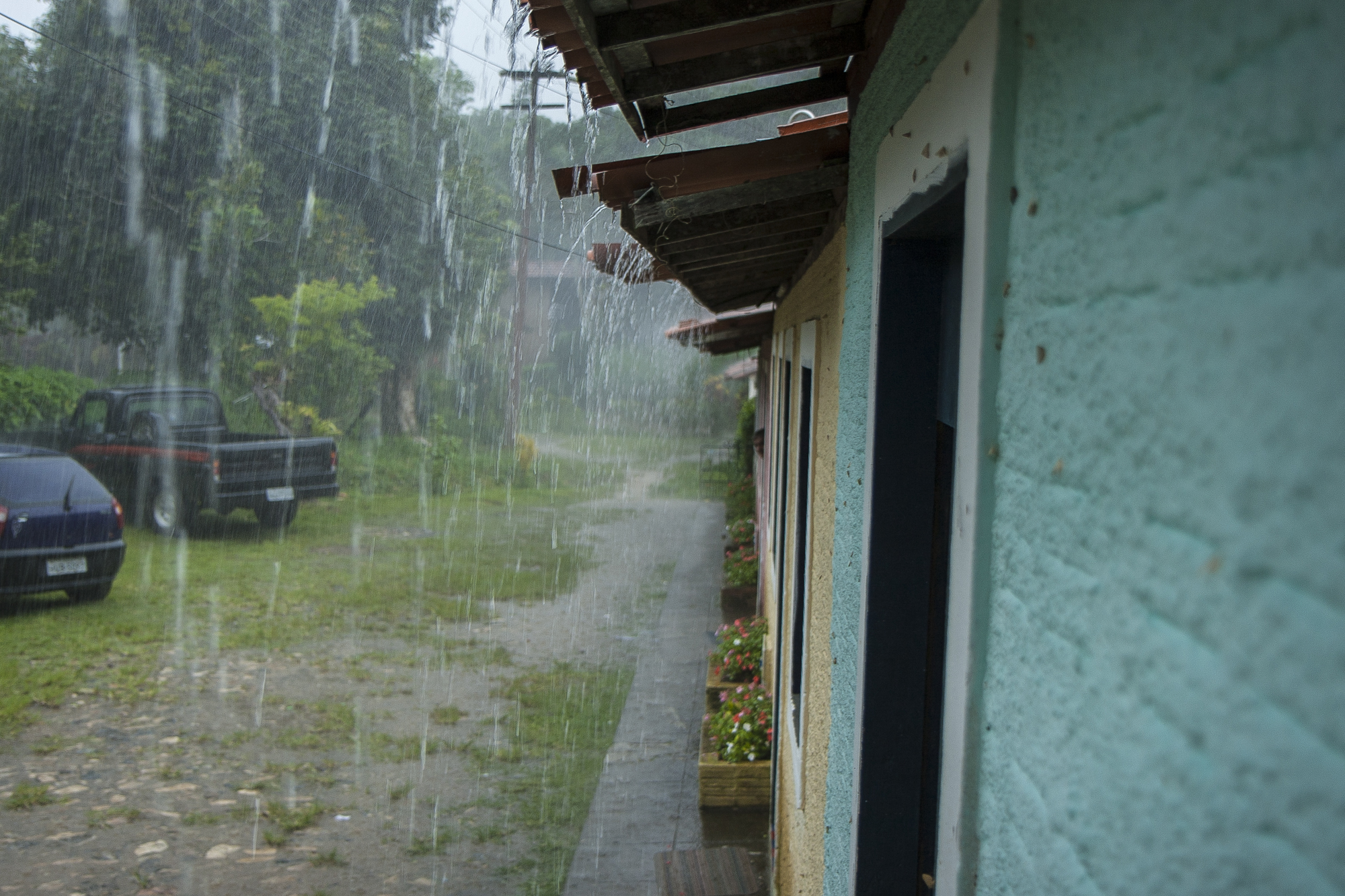 Inmet alerta para chuvas intensas e acumuladas em 92 cidades do Ceará; veja lista