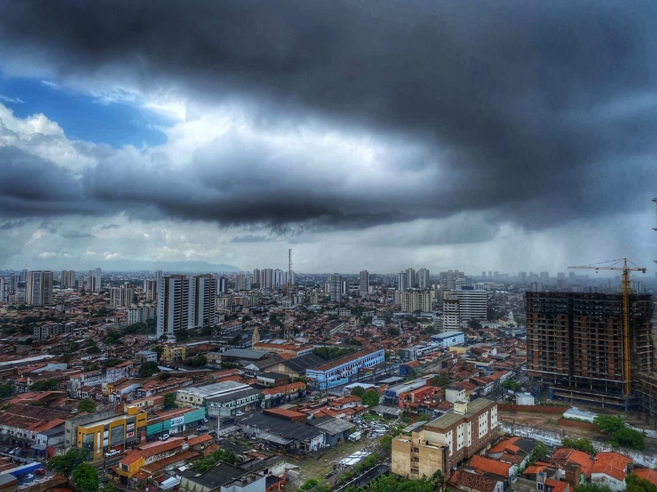 Chuvas atingem 72 cidades do Ceará neste domingo; Fortaleza registra 140 milímetros