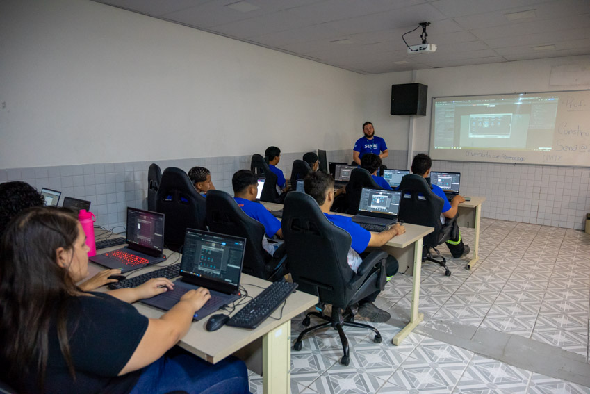 Semana SENAI Geek promove atividades de tecnologia e cultura pop