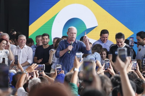 Ciro Gomes lança pré-candidatura ao Governo do Ceará