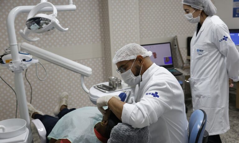 Comissão do Senado aprova novo piso para médicos e dentistas