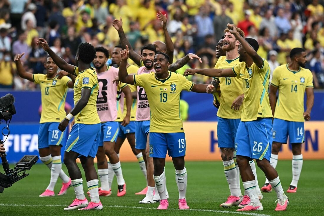 Brasil sobe ao top 3 do ranking de favoritismo da Copa, diz New York Times