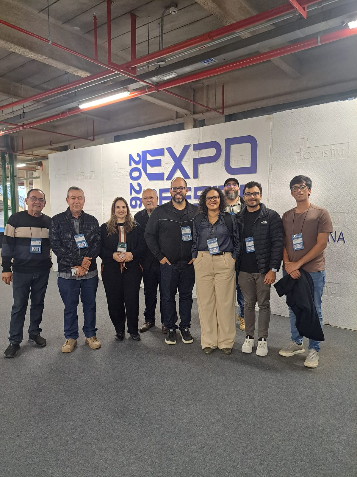 Coopercon-CE fortalece intercâmbio técnico em São Paulo durante a Expo Construção Offsite 2026 e firma parceria estratégica com fabricante nacional de equipamentos para construção