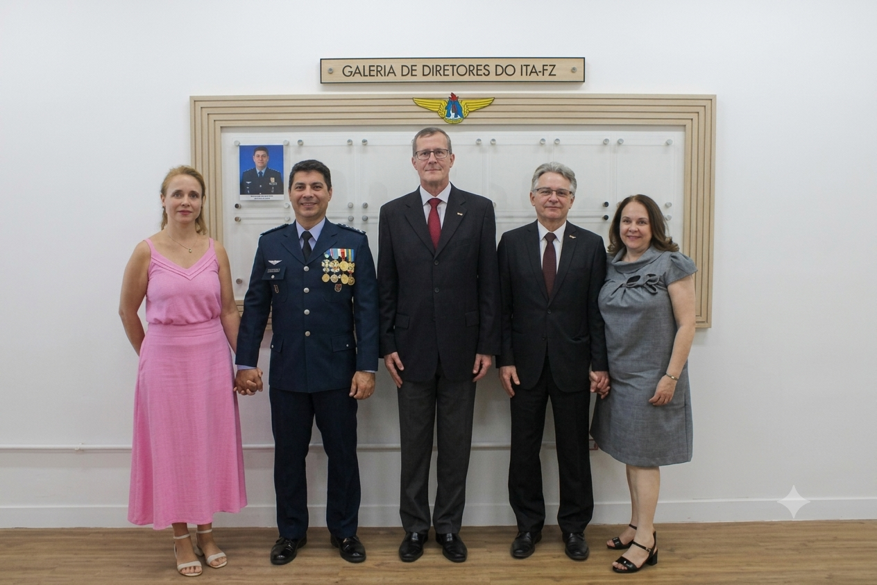 Campus do ITA em Fortaleza empossa novo diretor