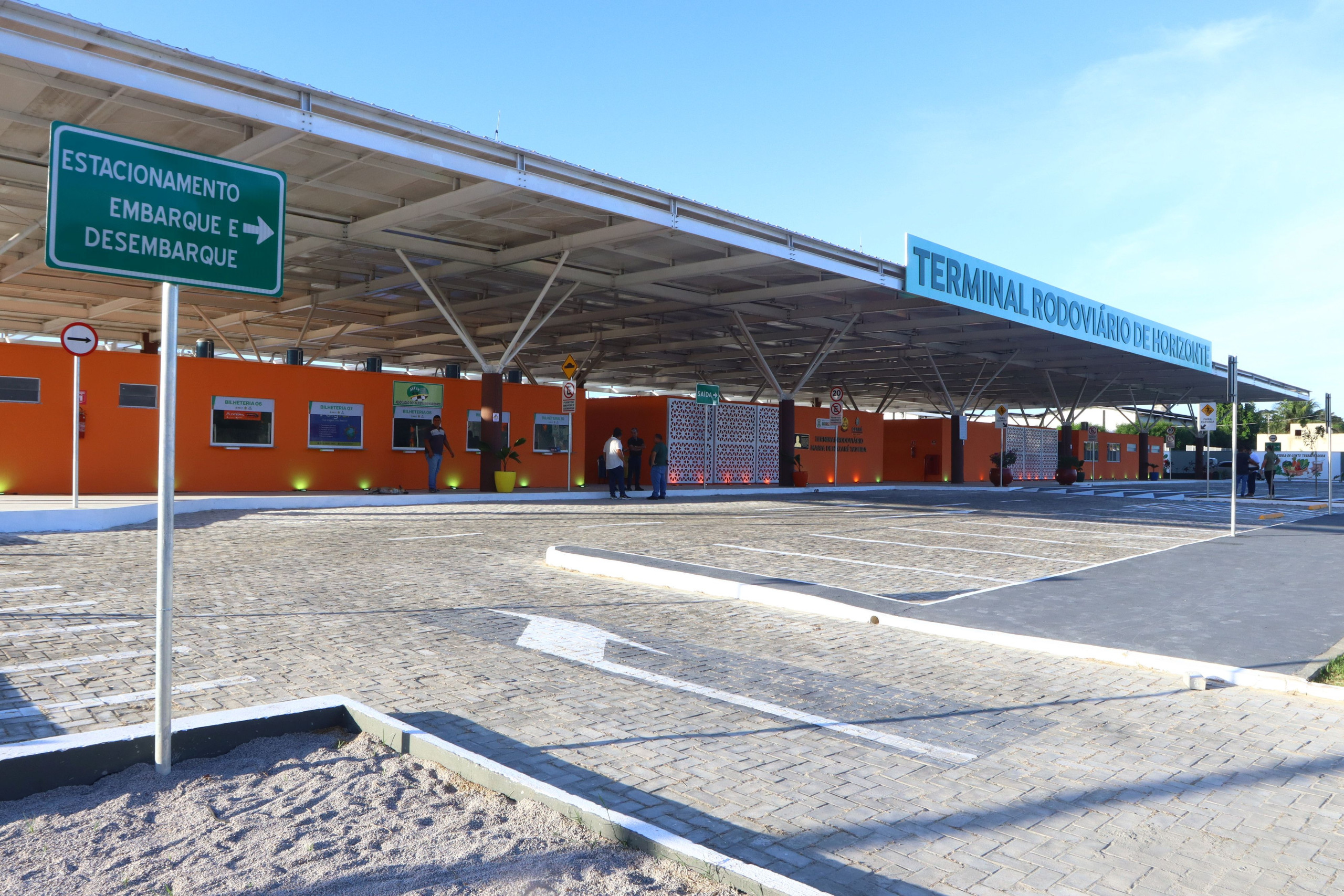 Governo do Ceará entrega novo Terminal Rodoviário de Horizonte
