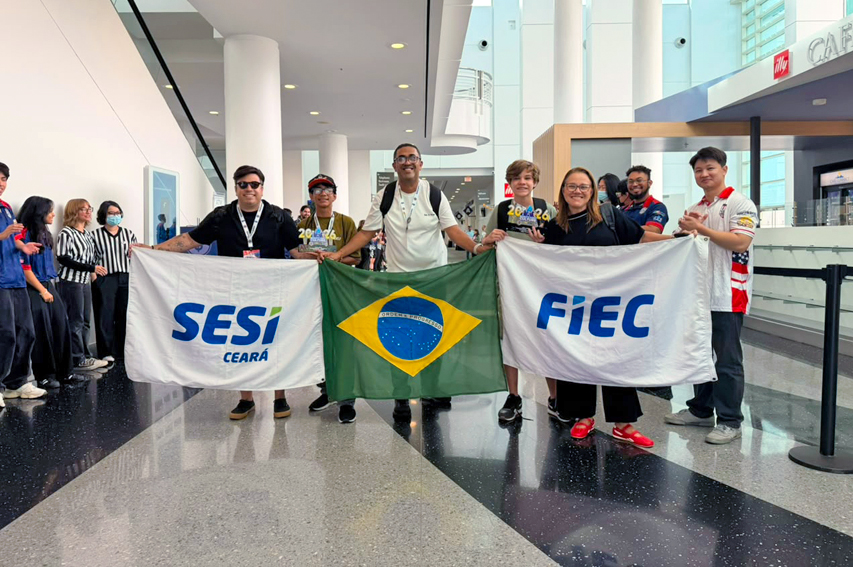 Equipe da escola SESI SENAI Parangaba vence etapa das Américas de robótica