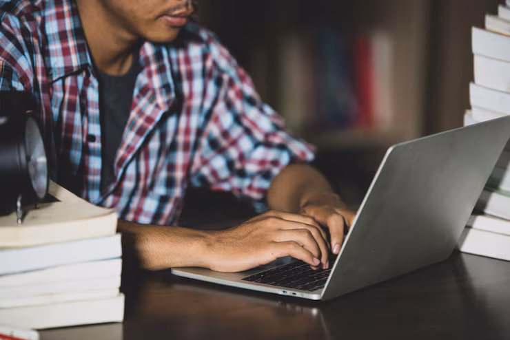 Mais de 98% das escolas estaduais do Ceará têm Wi-Fi de alta densidade