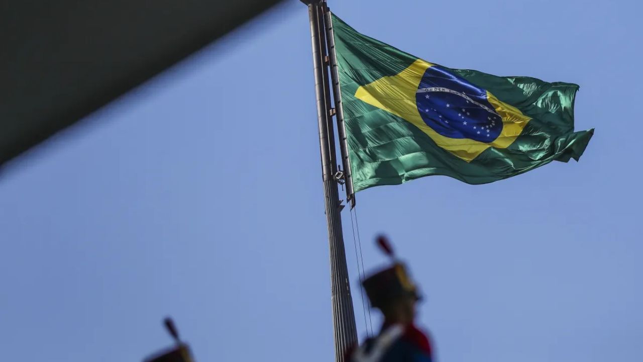 Confira o que abre e o que fecha no feriado de 7 de Setembro