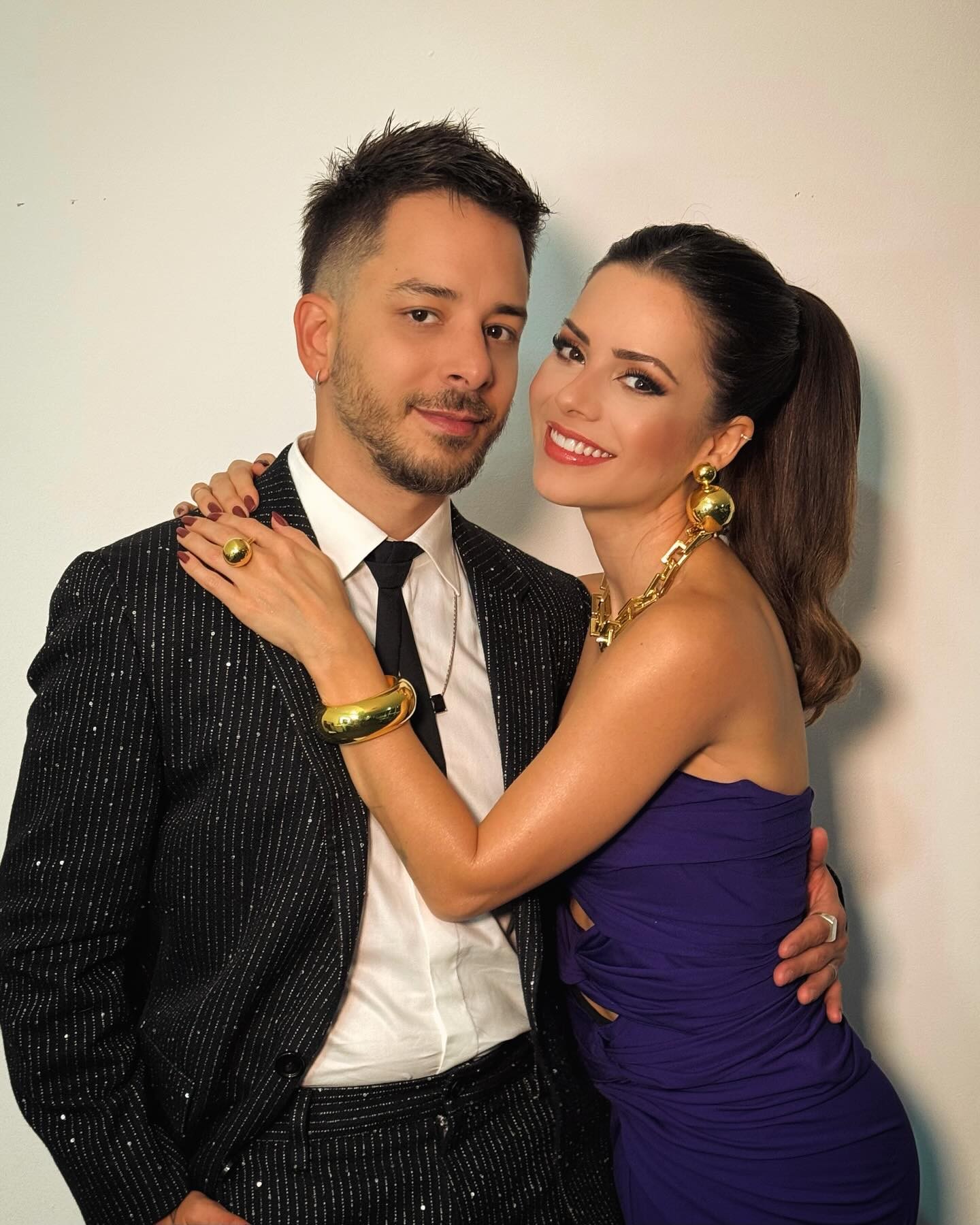 Sandy e Junior anunciam retorno da dupla aos palcos
