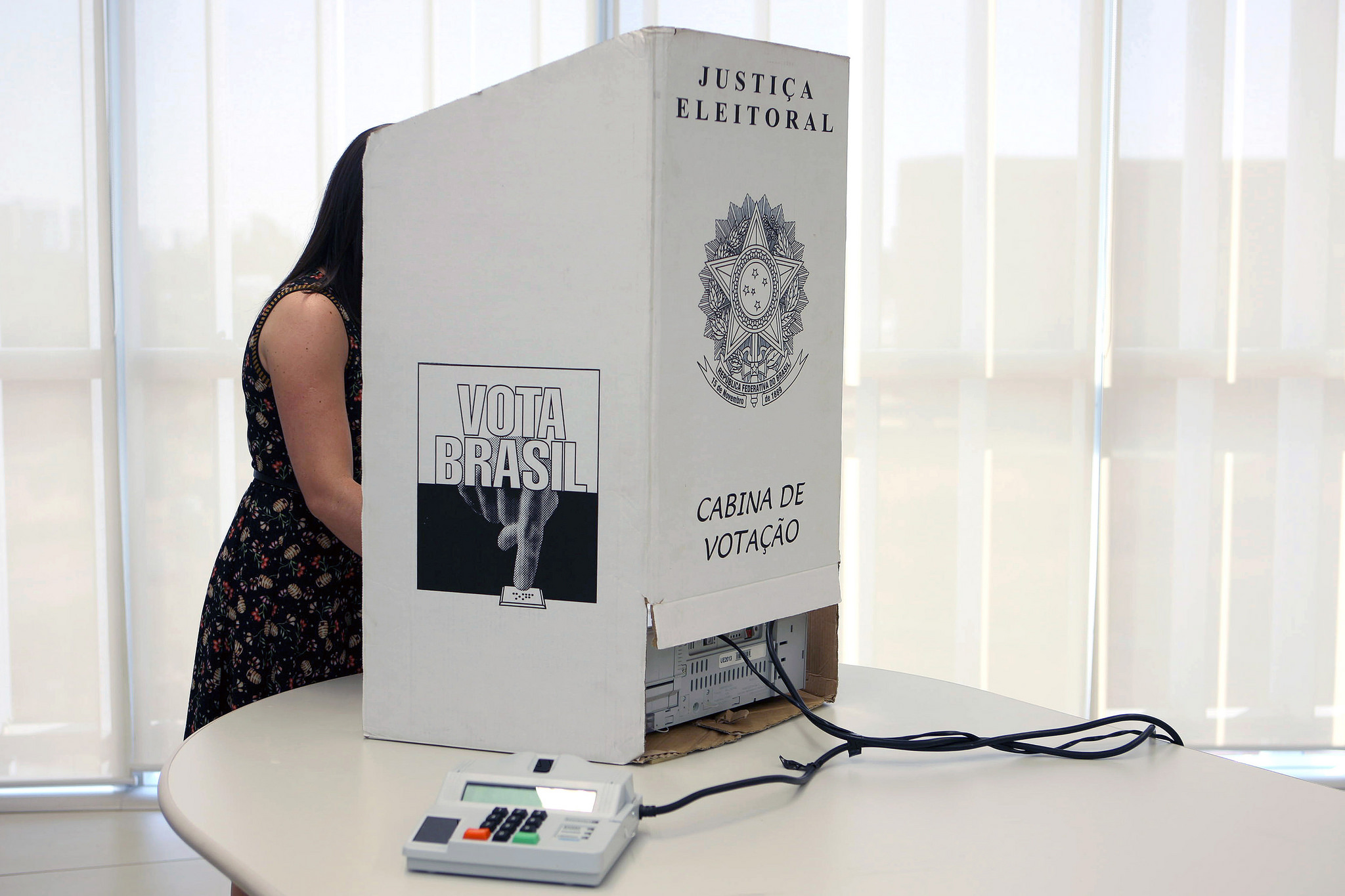 Cerca de 158,7 milhões de eleitores estão aptos a votar neste domingo