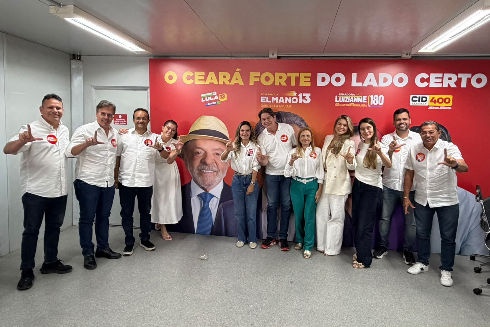 Cid Gomes mobiliza prefeitos da Região Metropolitana de Fortaleza em apoio à reeleição de Lula
